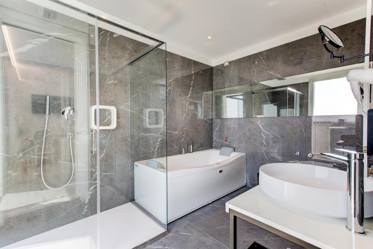 Junior Suite Sea View Spa access