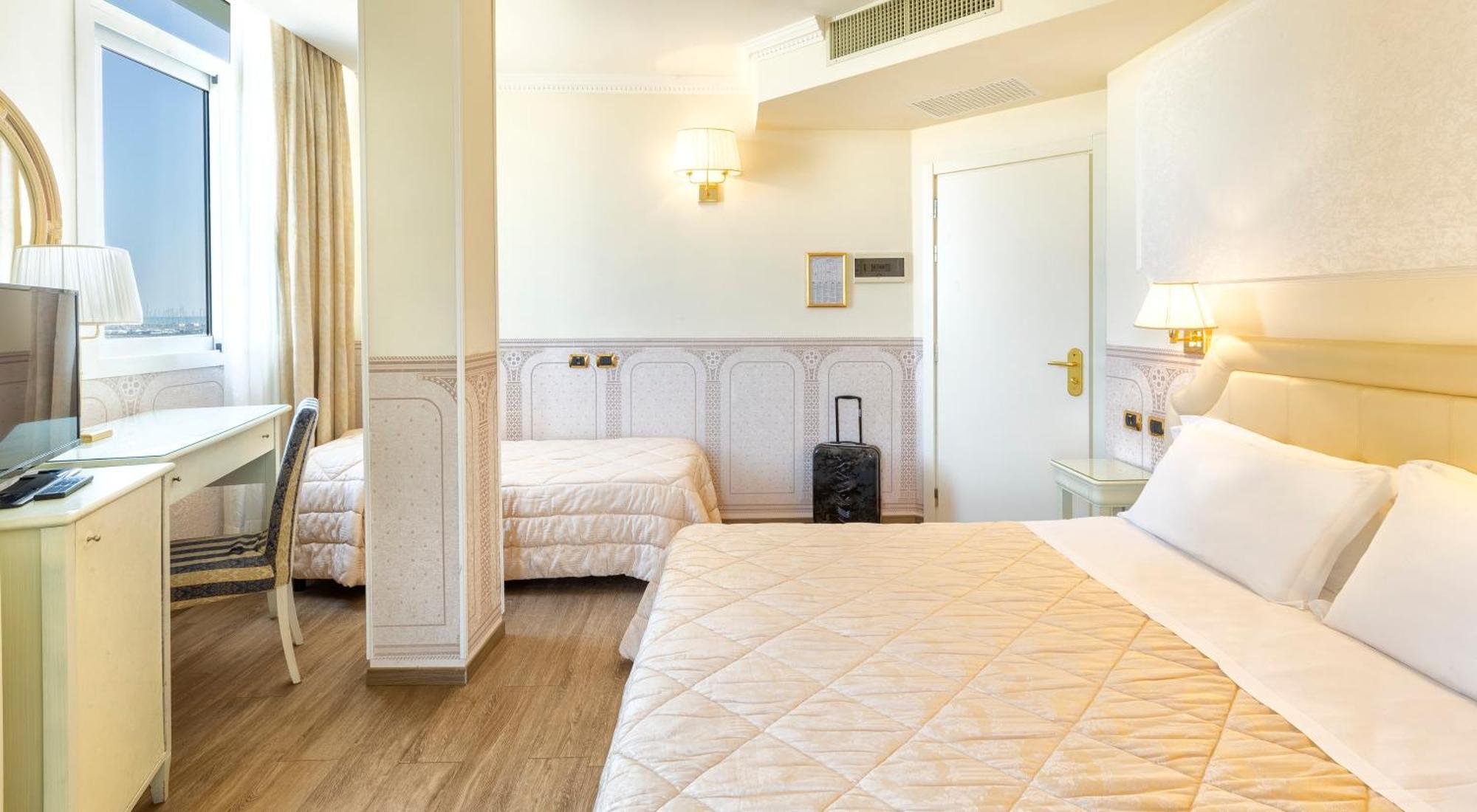 Classic Triple Room