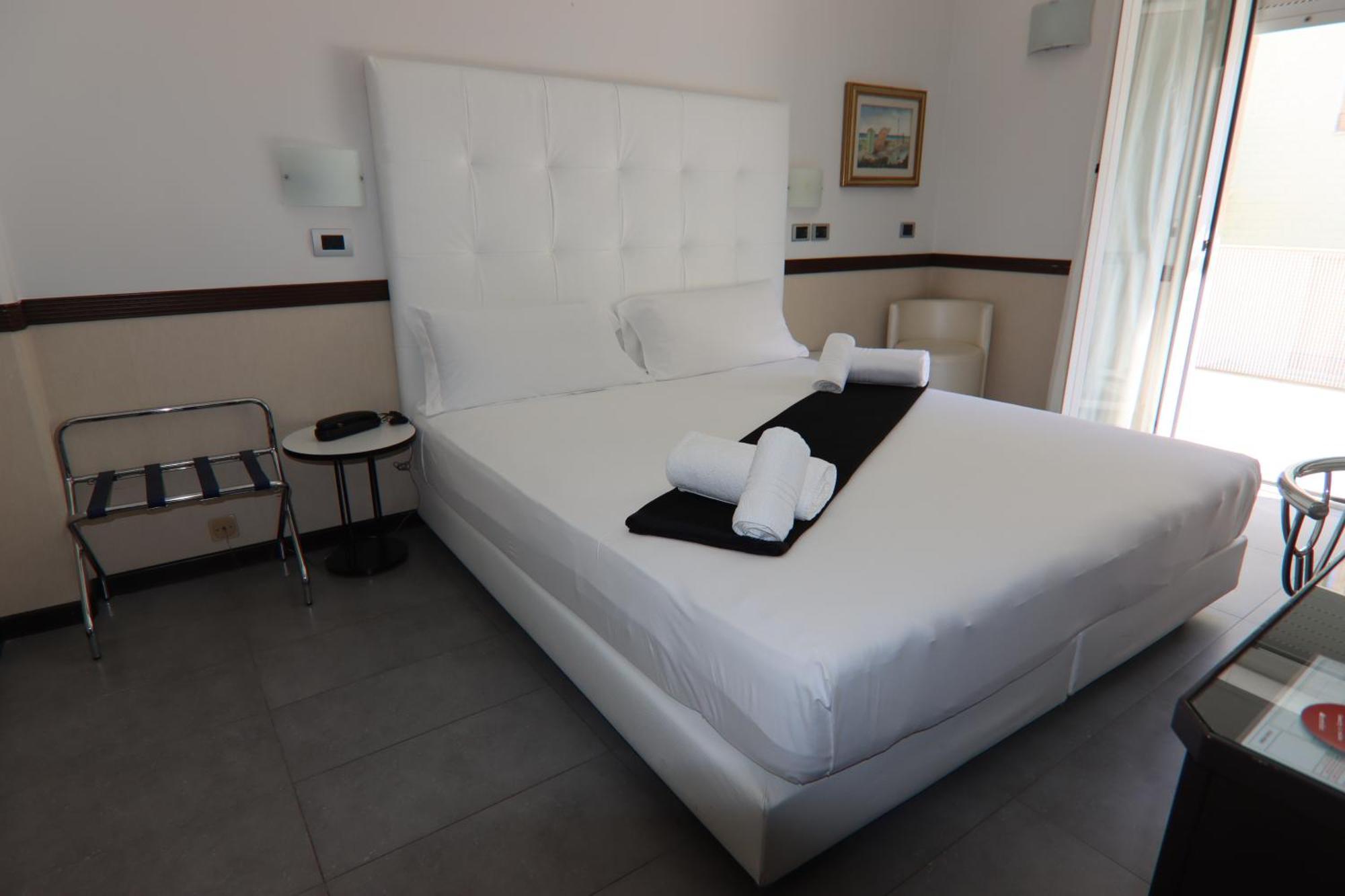 Double or Twin Room Balcony