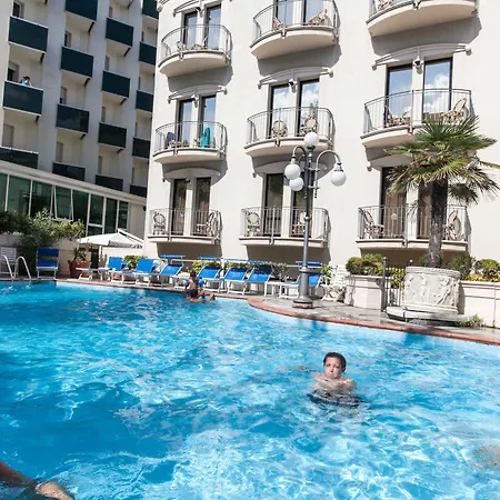 Hotel Ambassador-2